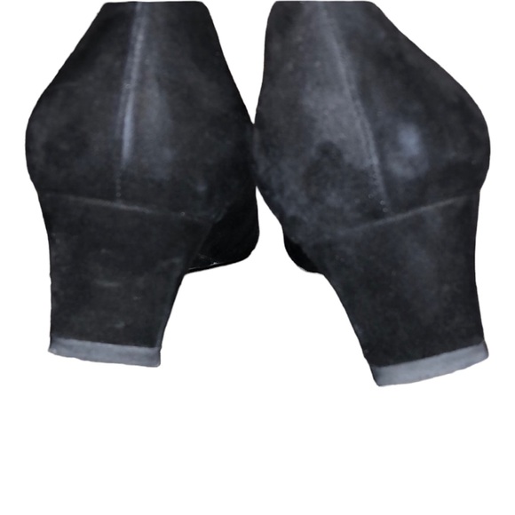 Stuart Weitzman Black Suede Wedge - Picture 12 of 15